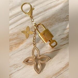Authentic Louis Vuitton Lock & Key #301 with unbranded bag charm